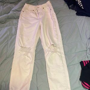 Off white American Eagle jeans